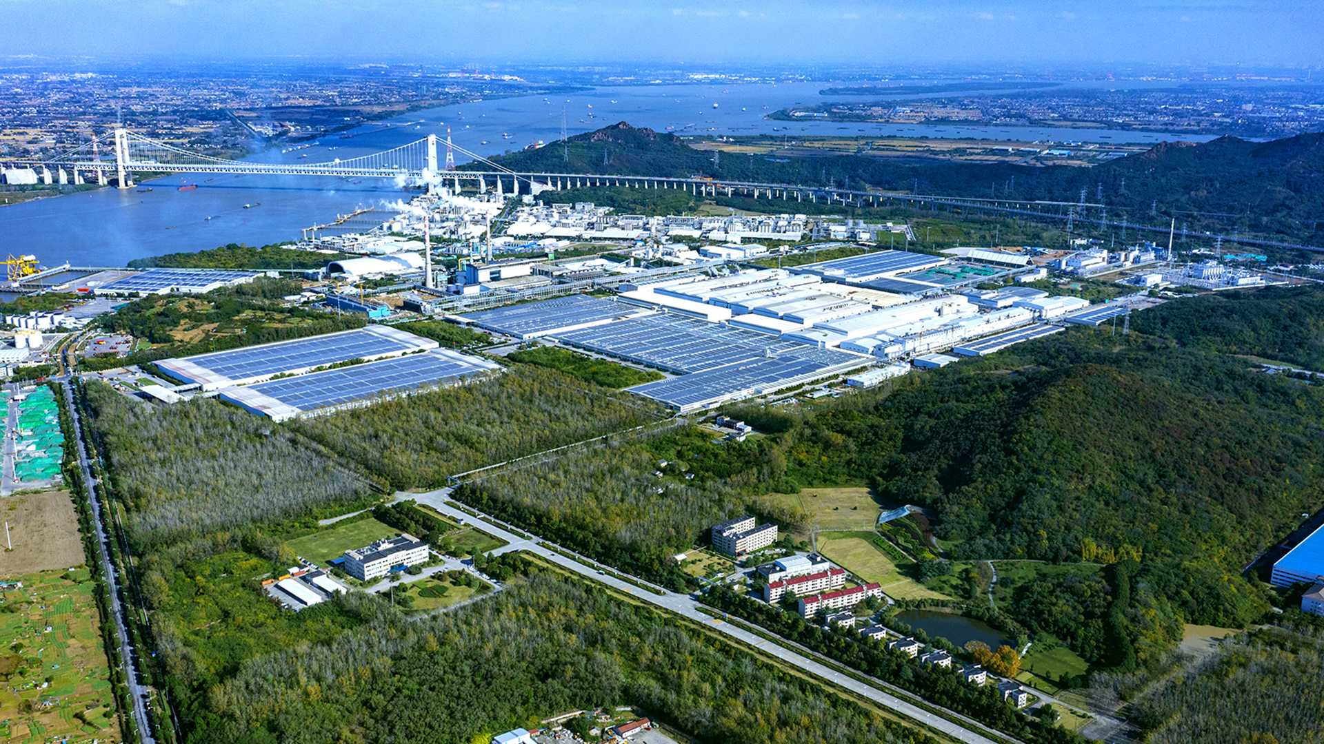 6390961844691377347824473