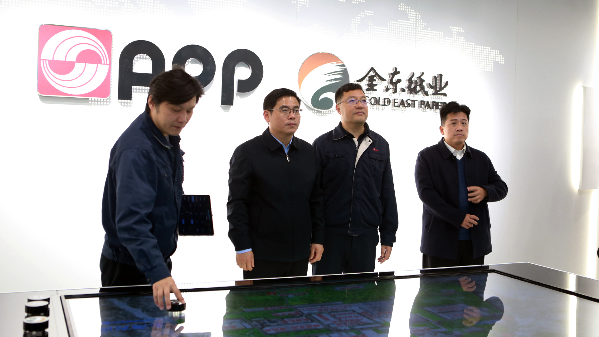 6390961860760571521661869